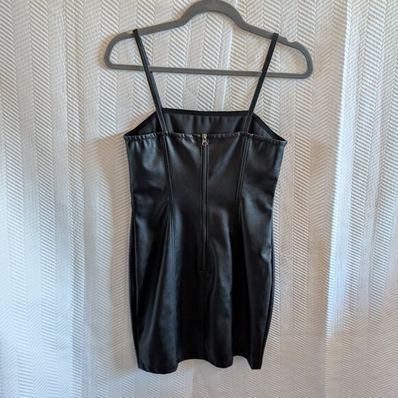 H&M Black Faux Leather Mini Dress Spaghetti Straps Stretch Size 6 - Picture 9 of 9